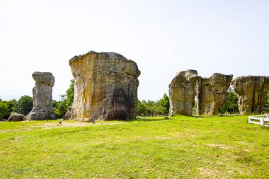 Tayland Stonehenge Mor Hin Khao, il Chaiyaphum, Tayland takma adıdır.