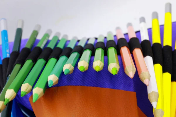 Bleistiftfarbe Oder Buntstifte Verschiedenen Farben — Stockfoto