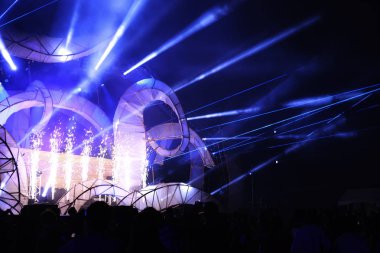 müzik konser, Müzik Festivali gece ışık lazer