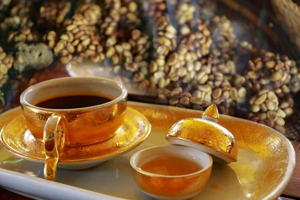 Kopi luwak of civet Coffee, is koffie met gedeeltelijk di — Stockfoto