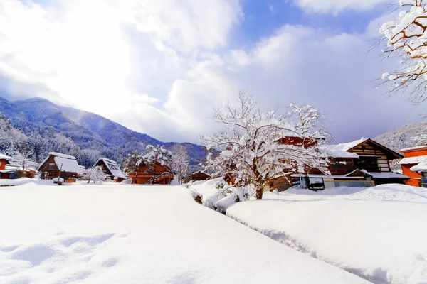 Shirakawago: wieś położona w dzielnicy ono, Prefektura Gifu, — Zdjęcie stockowe