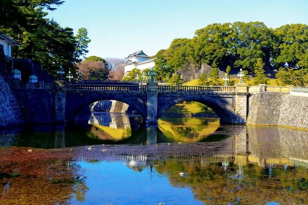 Ponte Nijubashi é uma ponte que liga o Palácio Imperial  , — Fotografia de Stock