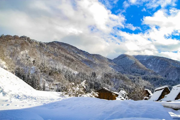 Shirakawago in the snow falling day : village located in Ono Dis — Stock Photo, Image