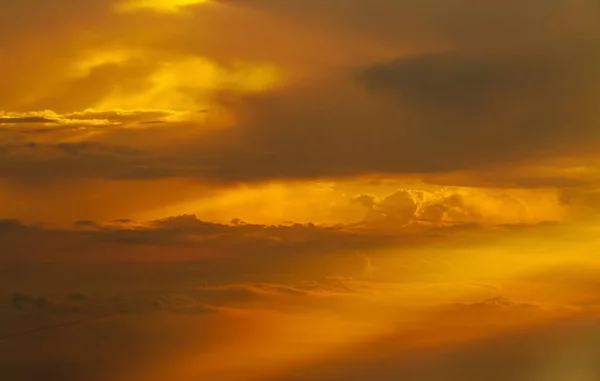 Licht op de wolk — Stockfoto