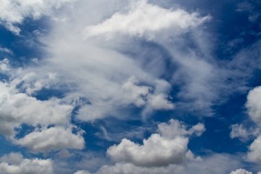 güzel bulut ve gökyüzü