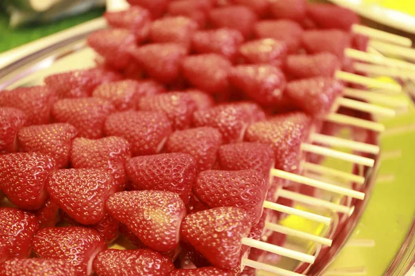 Strawberry: Street Food w: Tokio, Japan — Zdjęcie stockowe