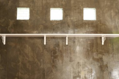 arka plan için raf ile beton duvar