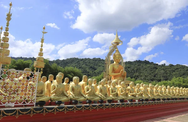 Golden Buddha Statue Small 250 Buddha Statue Makha Bucha Buddhist — Stock Photo, Image