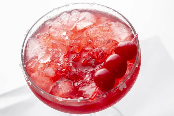 Macro Dettaglio Vista Alto Del Cocktail Cherry Margarita Con Tequila — Foto Stock