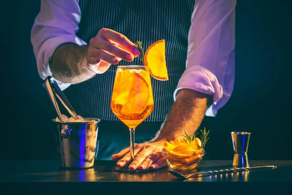 Bartender Decorating Aperol Spritz Cocktail Adding Rosemary Branch Next Orange — Stock Photo, Image