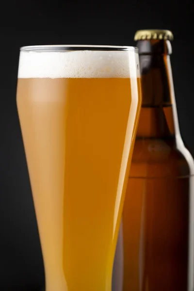 Detail Glass Cold Unfiltered Wheat Beer Beer Bottle — Stock Photo, Image