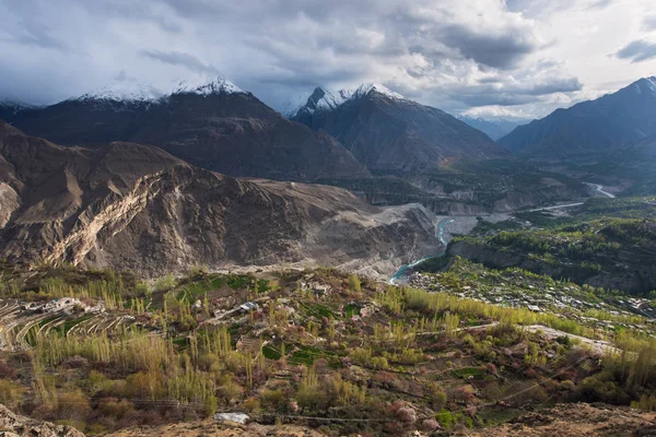 Hermoso Paisaje Del Valle Hunza Temporada Primavera Gilgit Jalá Norte — Foto de Stock