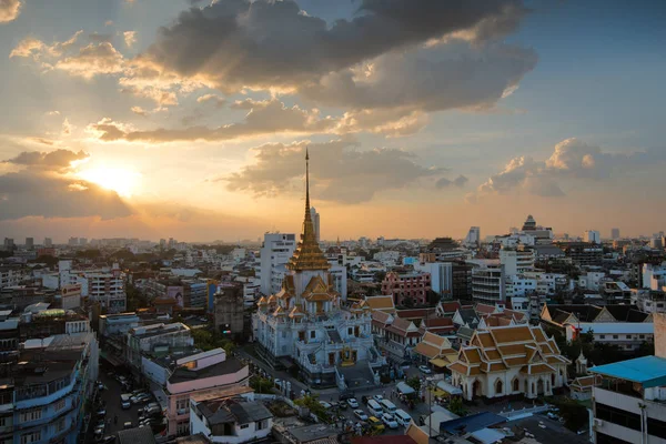 Bangkok Thailanda Octombrie 2017 Peisaj Urban Apusul Soarelui Templul Wattraimitr — Fotografie, imagine de stoc