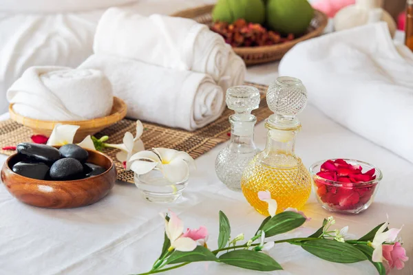 Mooie Spa Samenstelling Wellness Centrum Spa Behandelset Aromatische Massage Olie — Stockfoto