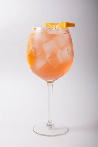 Alkohol Cocktailglas Auf Weißem Hintergrund — Stockfoto