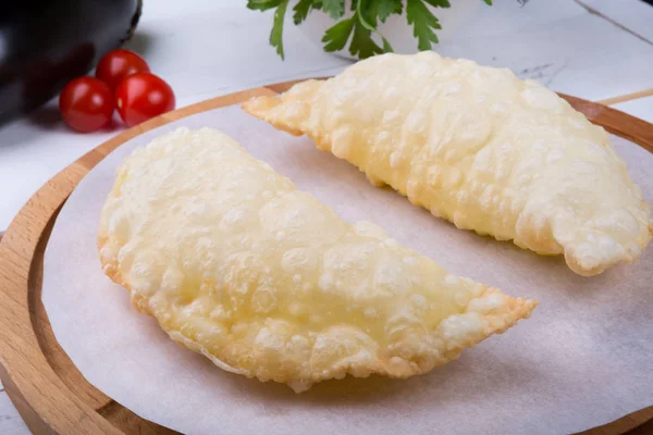 Pasta Tradizionale Uzbeka Cheburek Fritto Farcito Con Carne — Foto Stock