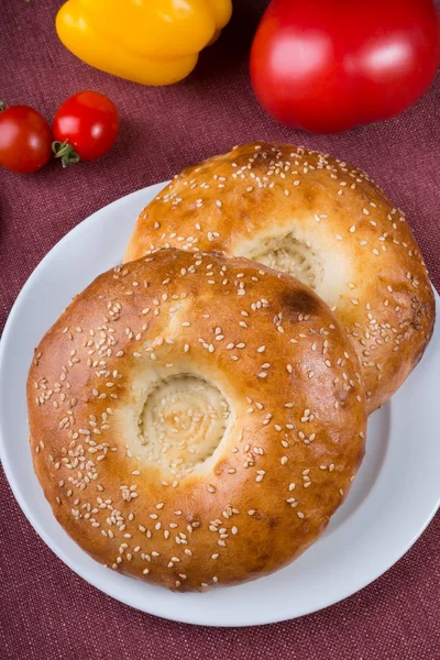 Uzbeque Pão Chato Fresco Assado Tradicional Uma Chapa — Fotografia de Stock