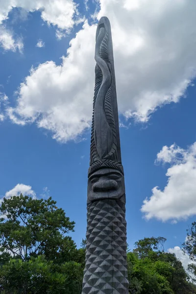 Tótem Madera Caledonio Nuevo Típico Enorme Parc Des Grandes Fougeres — Foto de Stock