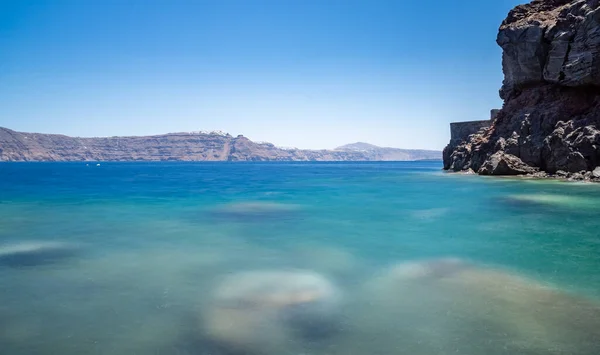 Uitzicht Vanaf Het Strand Van Klif Santorini Caldera Zonnige Dag — Stockfoto