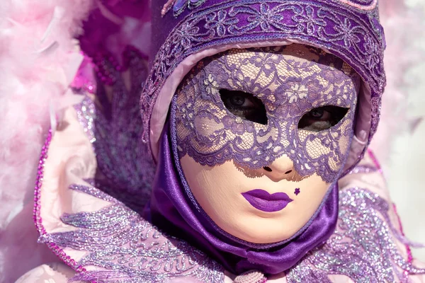 Reveller Traditional Elaborate Mask Costume Annual Venice Carnival Carnevale Venezia — Stock Photo, Image