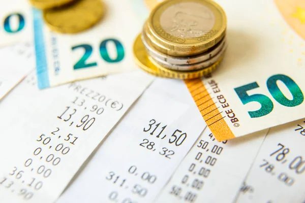 Bunlar için ödenecek normal yaşam giderleri, notlar ve madeni paralar; normal yaşam masrafları.