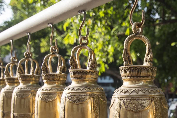 Khorat, Tayland, Kasım 2017 yaklaşık: Şehir Khorat tapınakta Wat Phra Narai Maharat veya Nakhon Ratchasima Isan içinde.