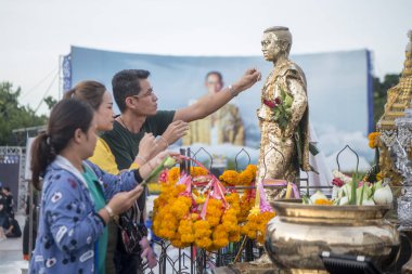 Khorat, Tayland, Kasım 2017 yaklaşık: Thao Suranari tapınak ve anıt Khorat veya Nakhon Ratchasima Isan içinde şehir merkezinde.