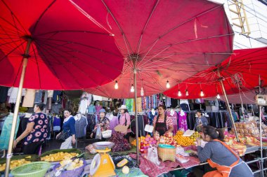 Khorat, Tayland, Kasım 2017 yaklaşık: şehir markette Suranaree yol Khorat şehirde veya Nakhon Ratchasima Isan içinde.