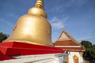 Khorat, Tayland, Kasım 2017 yaklaşık: Şehir Khorat tapınakta Wat Phra Narai Maharat veya Nakhon Ratchasima Isan içinde.