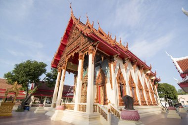 Khorat, Tayland, Kasım 2017 yaklaşık: Wat Phra Narai Maharat tapınak Khorat şehirde veya Nakhon Ratchasima Isan içinde.
