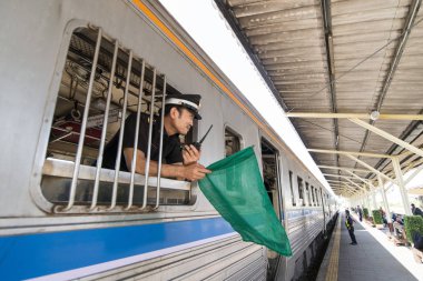 Khora şehir wayt üzerinde Tayland Kraliyet demiryolu tren Tayland Isan Surin şehir için. Tayland, bir, Khorat, Kasım, 2017