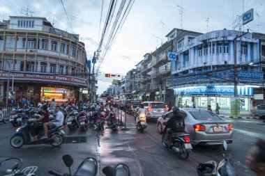 Isan Tayland Surin şehir yol köşesinde. Tayland, bir, Surin, Kasım, 2017