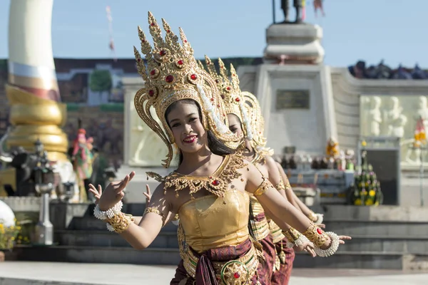 Tradicional Thai Dance Phaya Surin Pakdee Monumento Tradicional Elephant Festival — Fotografia de Stock