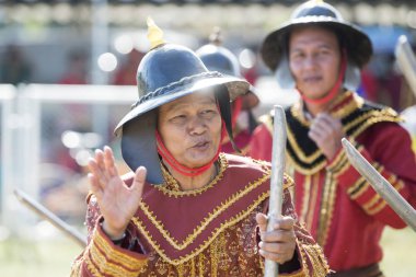 Fil Fuarı geleneksel fil yuvarlak kadar Festival Tayland Isan Surin Şehir Stadyumu'nda tarihi savaşçılar. Tayland, bir, Surin, Kasım, 2017