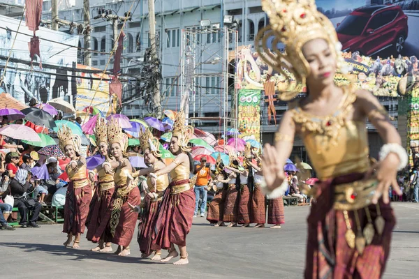 Tradicional Thai Danza Las Mujeres Tradicional Elephant Festival Ciudad Surin — Foto de Stock