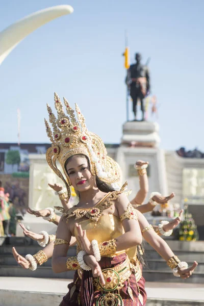 Danse Thaï Traditionnelle Phaya Surin Pakdee Monument Traditionnel Elephant Festival — Photo
