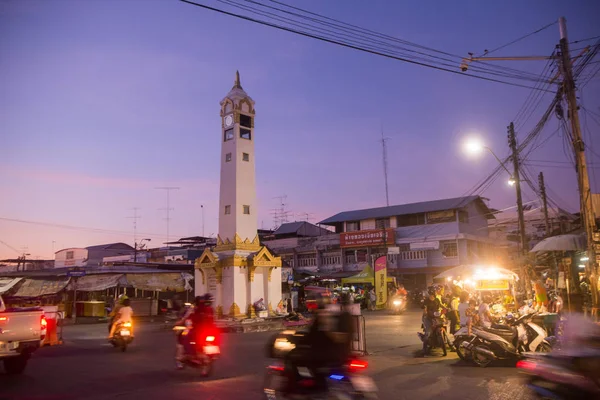 Saat Kulesi, kuzeydoğu Tayland Isan Surin şehir içinde belgili tanımlık çarşı. Tayland, bir, Surin, Kasım, 2017