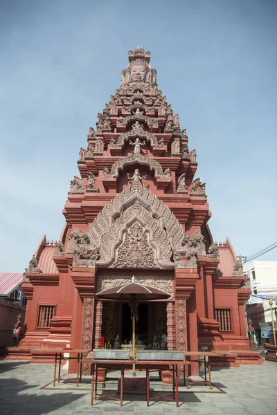 タイ東北部 イサーン スリン 2017 月日イサーンのスリン市の市の柱神社 — ストック写真