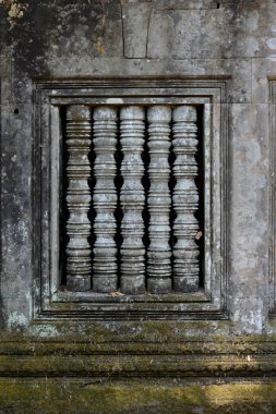 Pencerede Tempel kalıntıları, Beng Mealea 32 Km kuzeyinde Temple City Angkor Kamboçya Batı yakınındaki Siem Reap şehir.