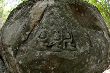 Khmer taş bin lingas Kbal Spean 50 km nehirde Angkor Temple City kuzeydoğusunda oyma Siem Reap Kamboçya Batı yakın:. 