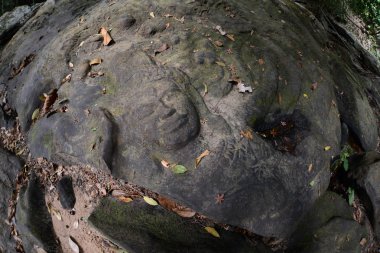 Khmer taş bin lingas Kbal Spean 50 km nehirde Angkor Temple City kuzeydoğusunda oyma Siem Reap Kamboçya Batı yakın:. 
