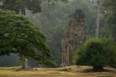 Tapınak kuleleri Prasat Suor Prat Temple City Angkor Kamboçya Batı yakınındaki Siem Reap şehir içinde.   
