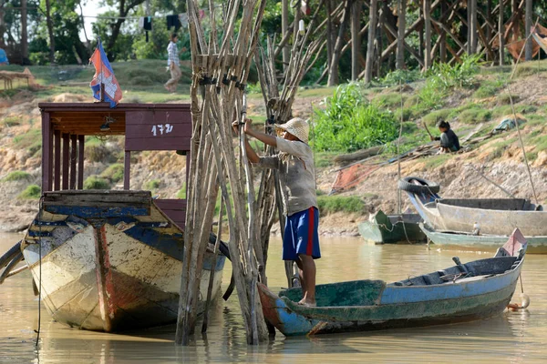 Cambodia Siem Reap April 2014 People Daily Life Lake Village — Stock Photo, Image