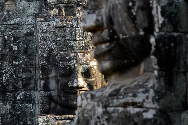 Steinwand Bajontempel Die Tempelruinen Von Angkor Thom Der Tempelstadt Angkor — Stockfoto