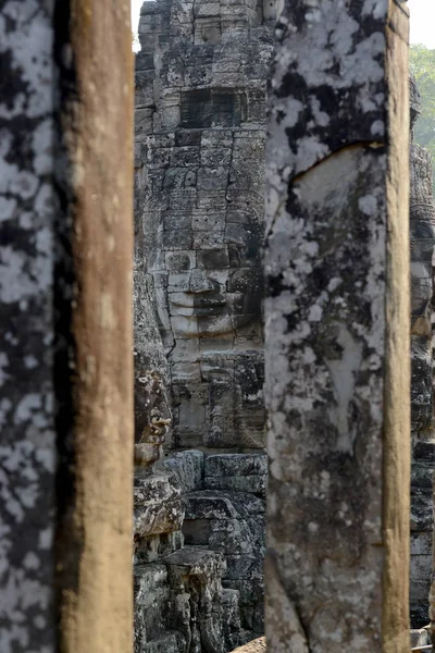 Stone Čelí Chrámu Bayon Tempel Ruiny Angkor Thom Chrámu Města — Stock fotografie