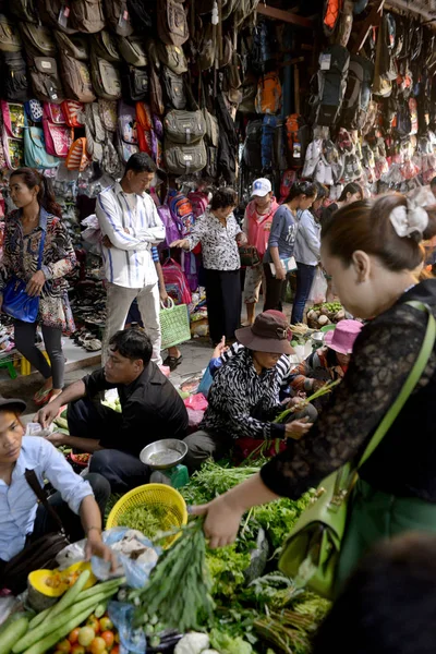 Камбоджа Сиемреап Апрель 2014 Продовольственный Рынок Бутики Псар Чаа Старом — стоковое фото