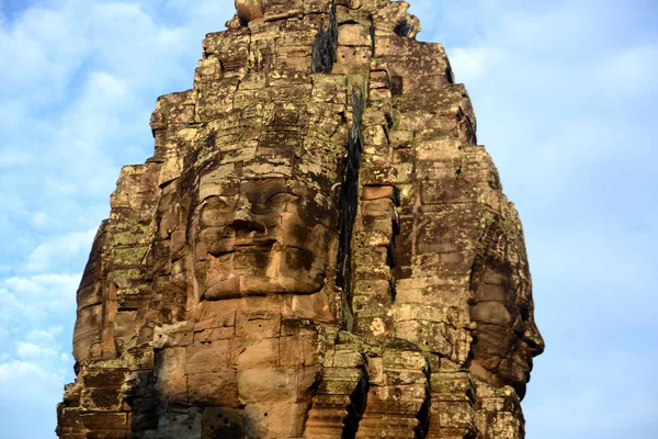 Πέτρα Που Αντιμετωπίζουν Στο Ναό Bayon Τέμπελ Ερείπια Angkor Thom — Φωτογραφία Αρχείου