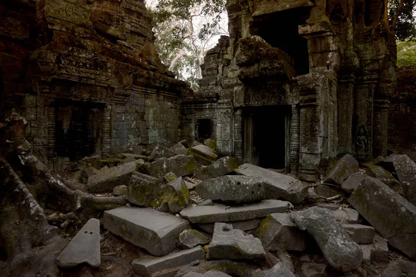 Templo Prohm Templo Cidade Angkor Perto Cidade Siem Reap Oeste — Fotografia de Stock