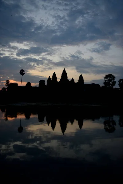 Ανατολή Του Ηλίου Στο Ναό Angkor Wat Την Πόλη Ναών — Φωτογραφία Αρχείου