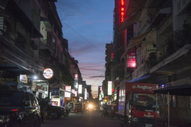 Kamboçya, Phnom Penh, 16 Aralık 2017: görünüm, şehir, Phnom Penh gece adlı